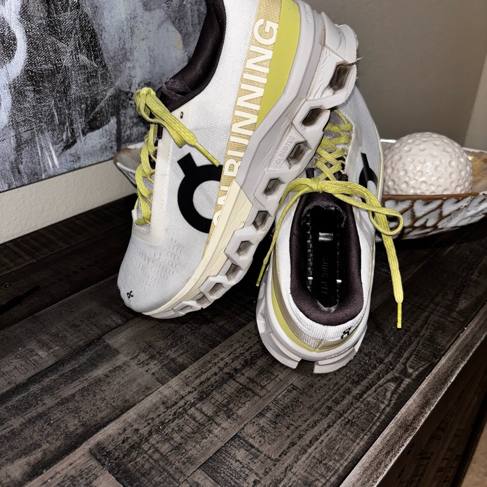 On Cloudmonster 2 running shoes in Undyed/Zest WSZ9,5 - Picture 8 of 15